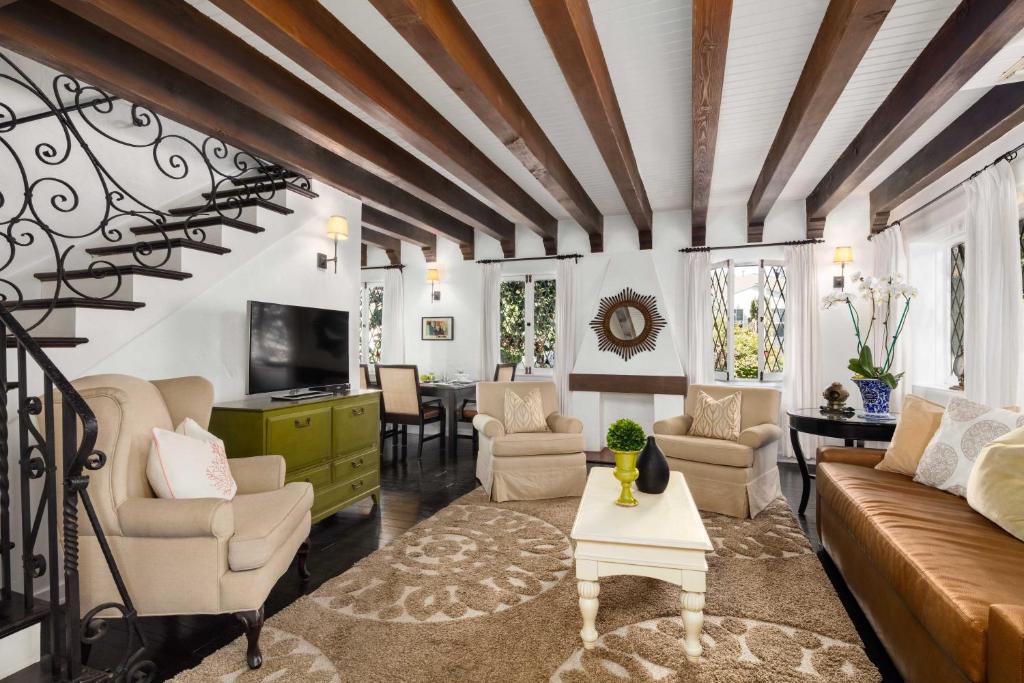 The Charlie West Hollywood Image