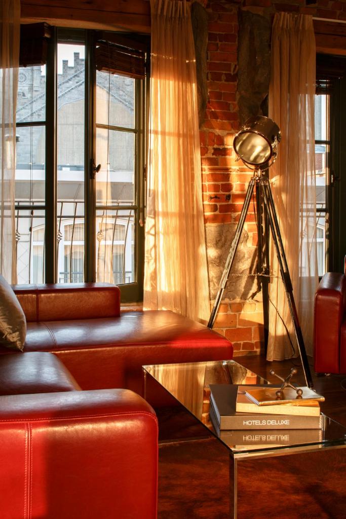 Hotel Nelligan Image