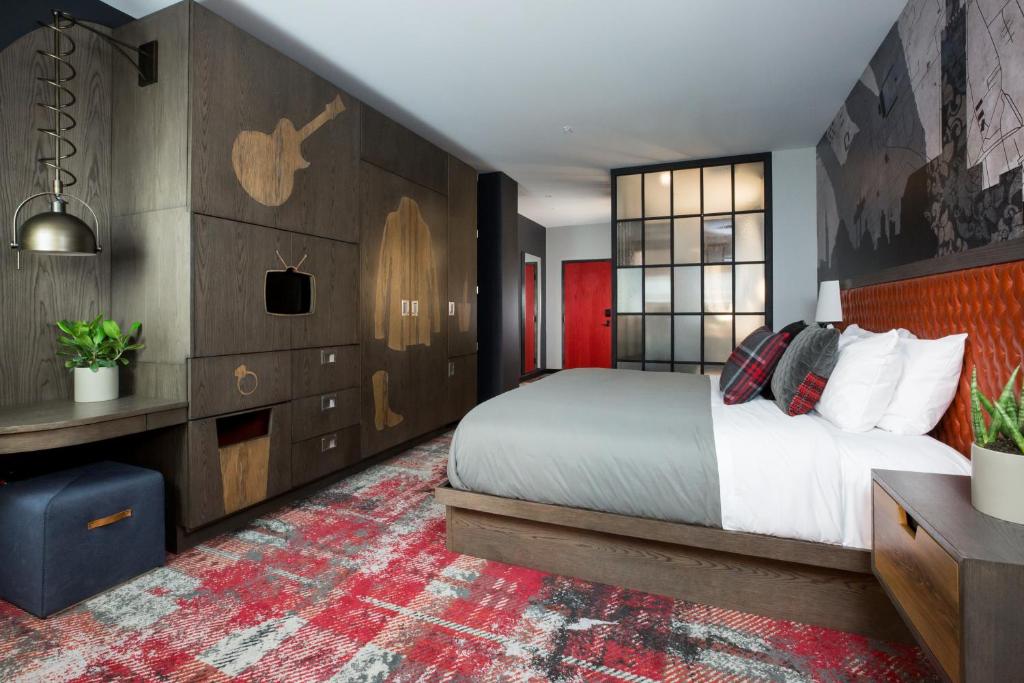 Bobby Hotel Image
