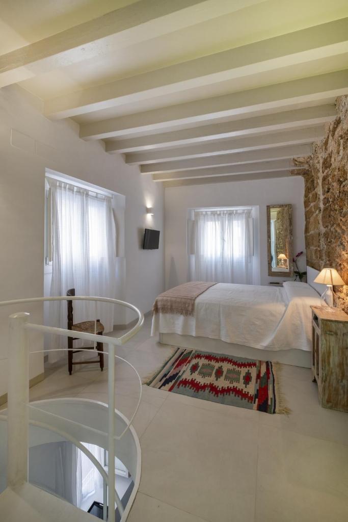 Casa La Muralla MEDIEVAL by Cadiz4Rentals 2