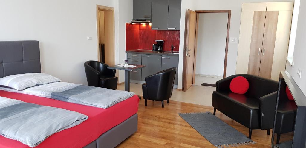 Vila Ema Apartments and Rooms 7