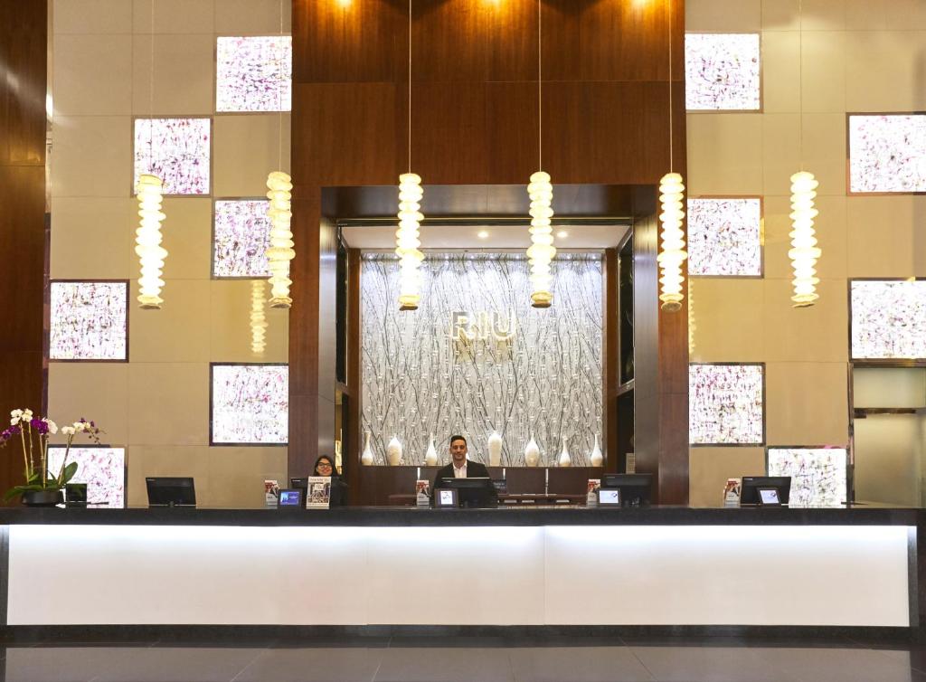 Riu Plaza New York Times Square Image