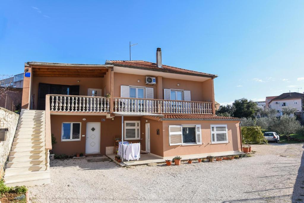 F-Holiday Apartment 5