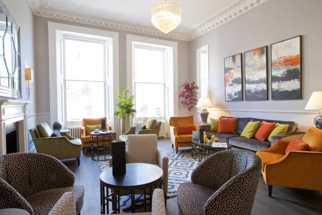 54 Queen's Gate Hotel Image