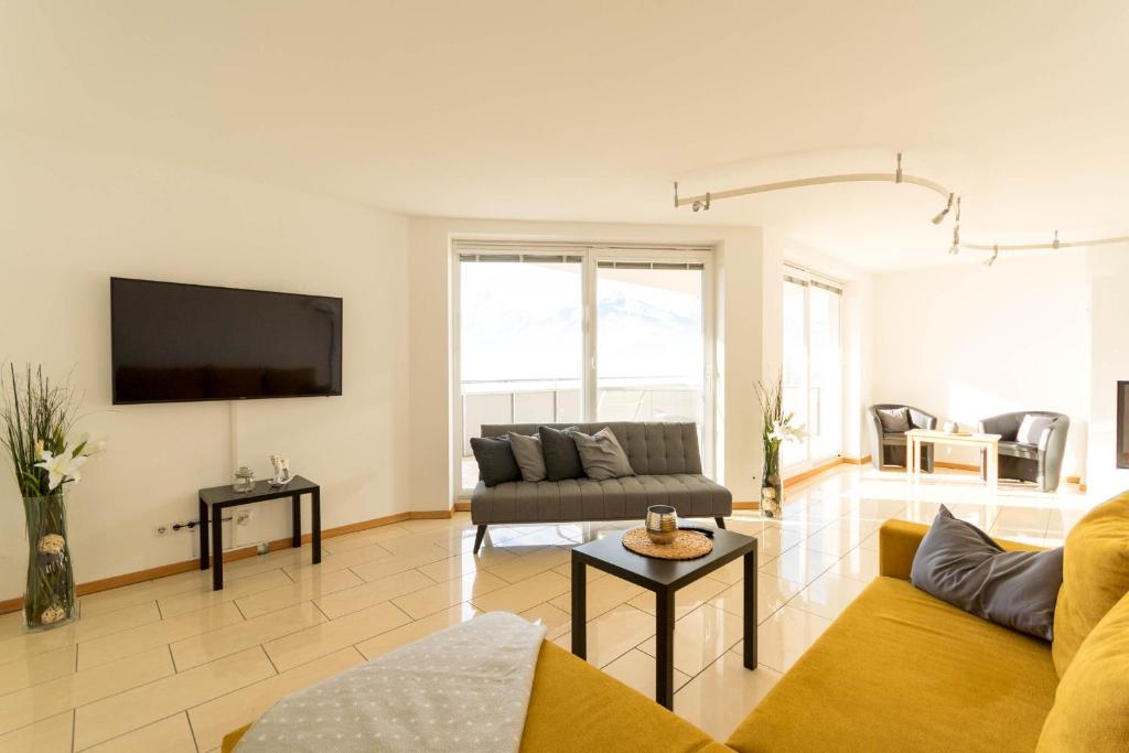 Ski-n-Lake - The Alps View Apartment 5