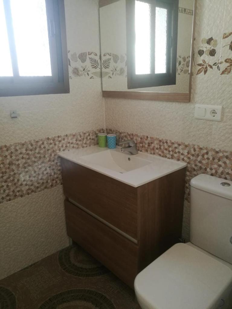 ADOSADO EN NERJA URB FLAMINGO 3