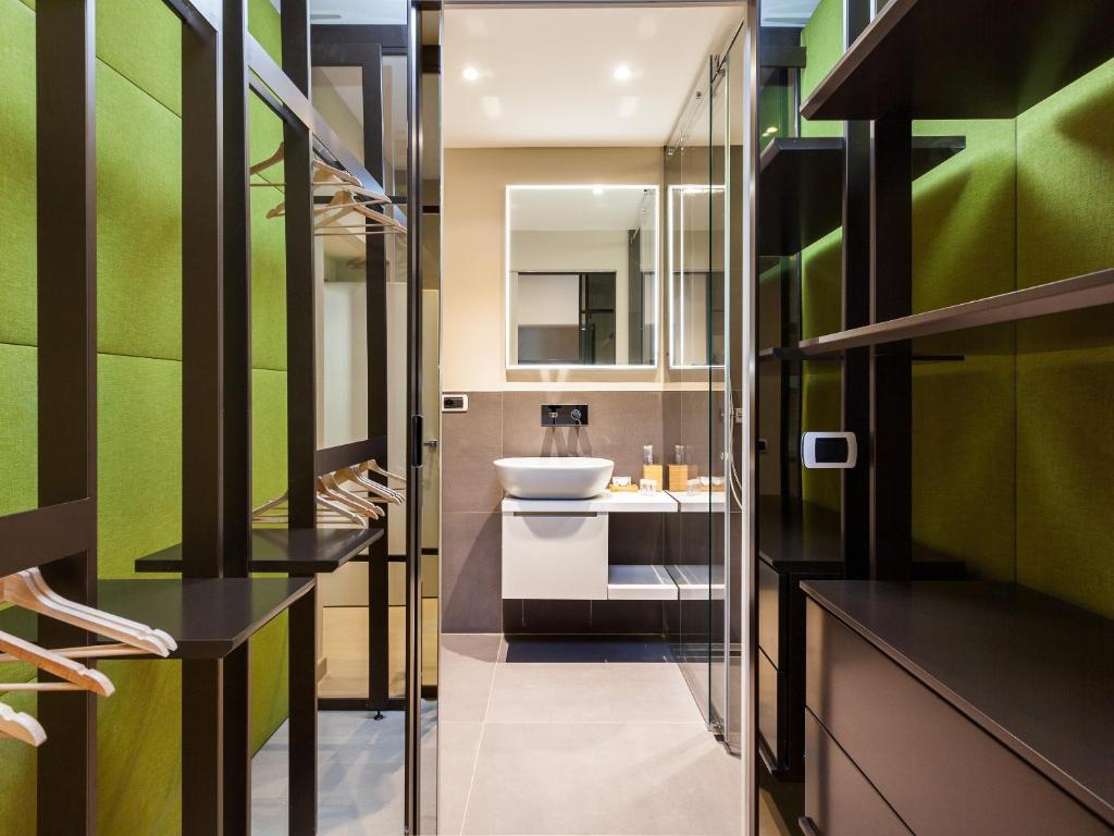 easyhomes-Duomo Suites & Apartments 3