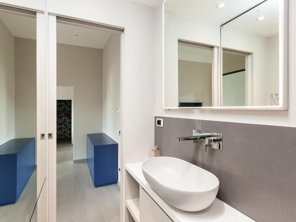 easyhomes-Duomo Suites & Apartments 8