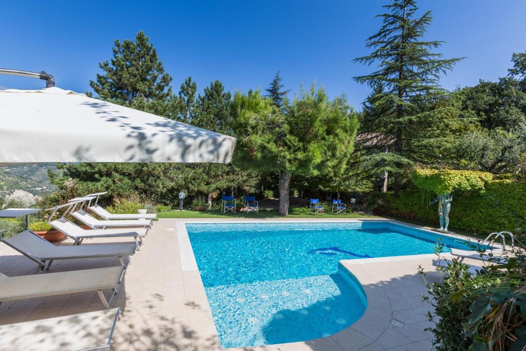 Photo de la galerie de l'établissement Tenuta Rosara, à Ascoli Piceno