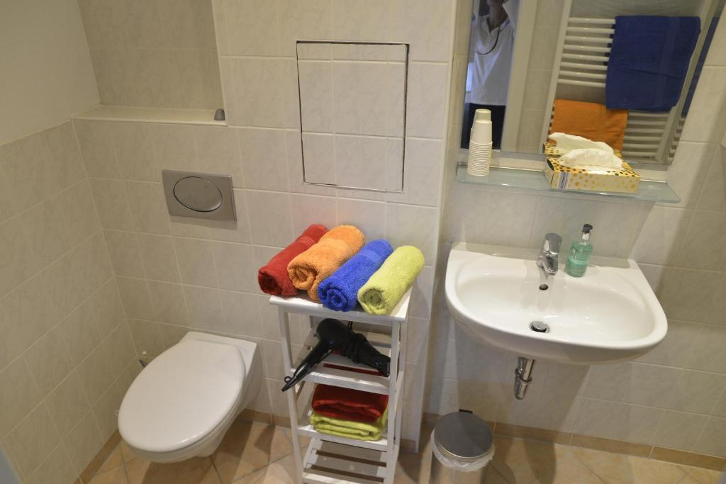 flat2let Apartment 8 7
