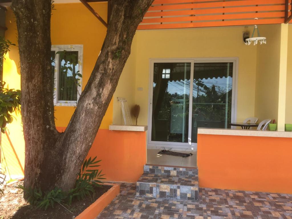 Kathu Waterfall Bungalow 8