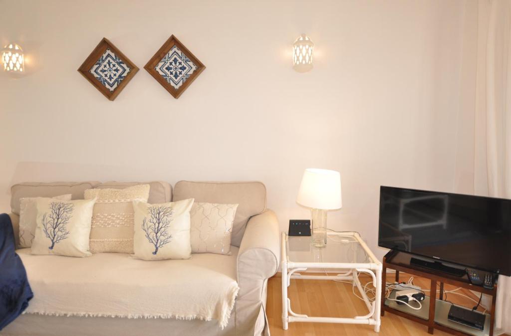 T2 Holiday Cottage near the beach | B112 6