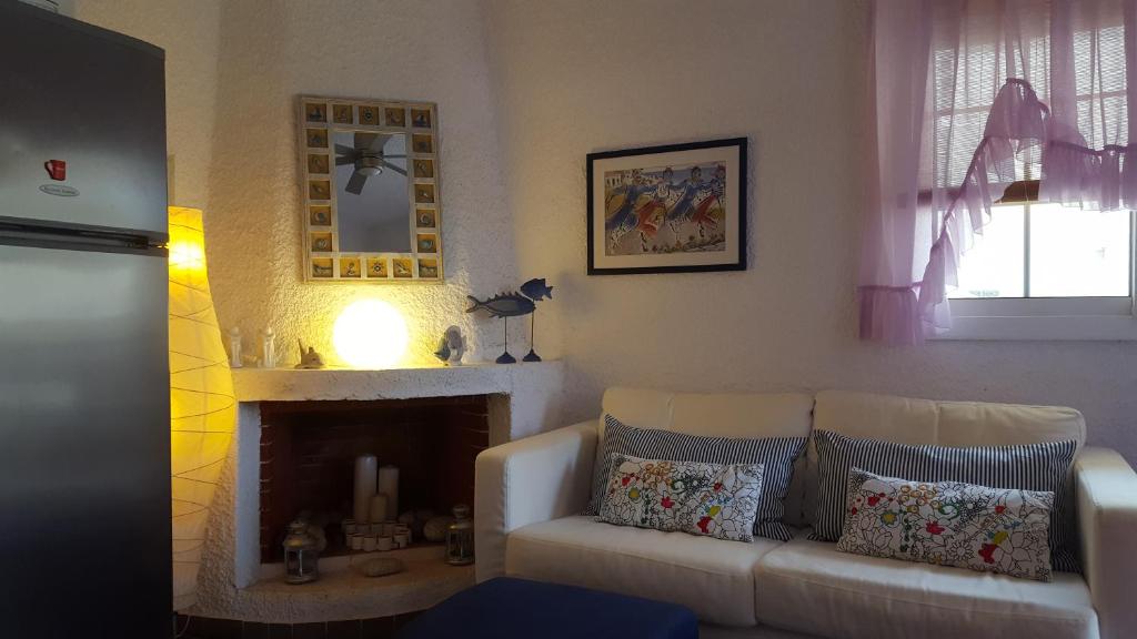 Cozy summer house by the beach 7