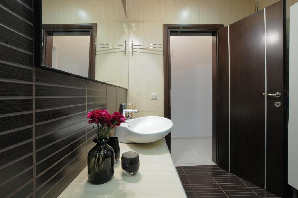 F & B Collection - Apartment for 3 8