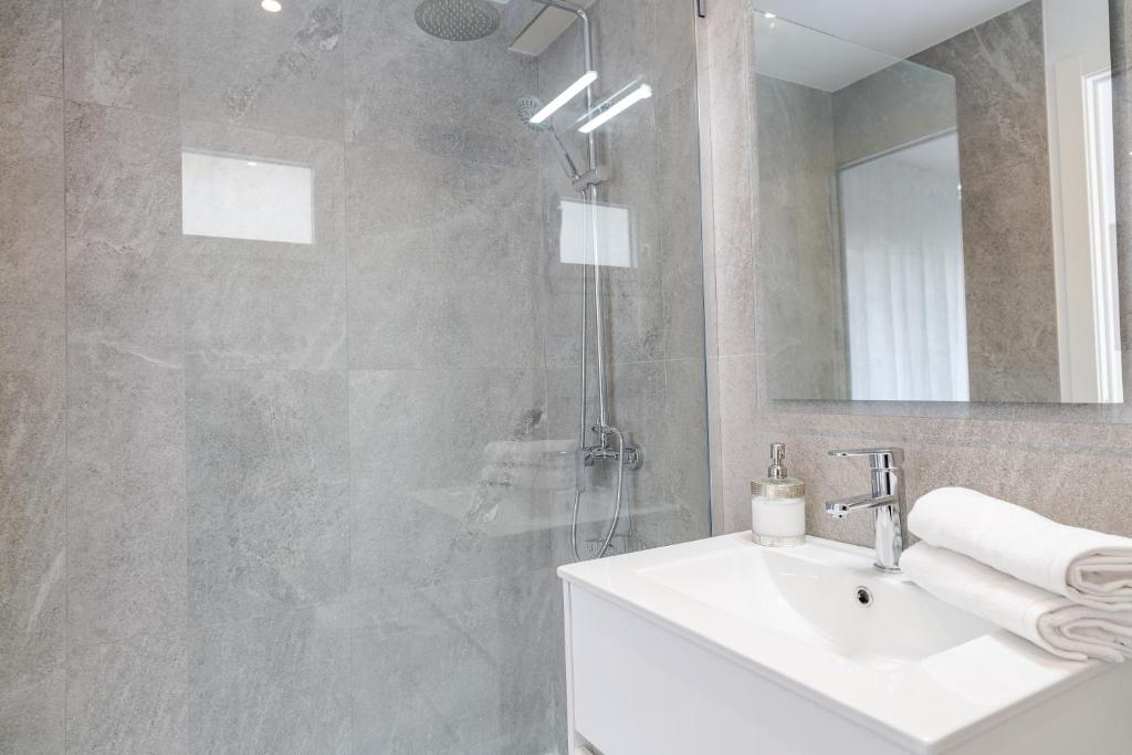 INNER Kompas Palmanova "Adults Only" 8