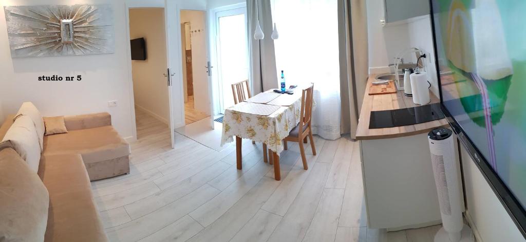 KarlikowskaINN 4