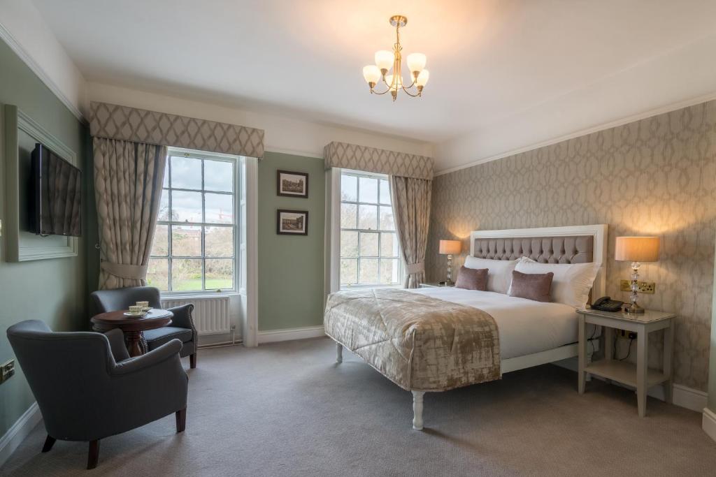 Stauntons on the Green Hotel Image
