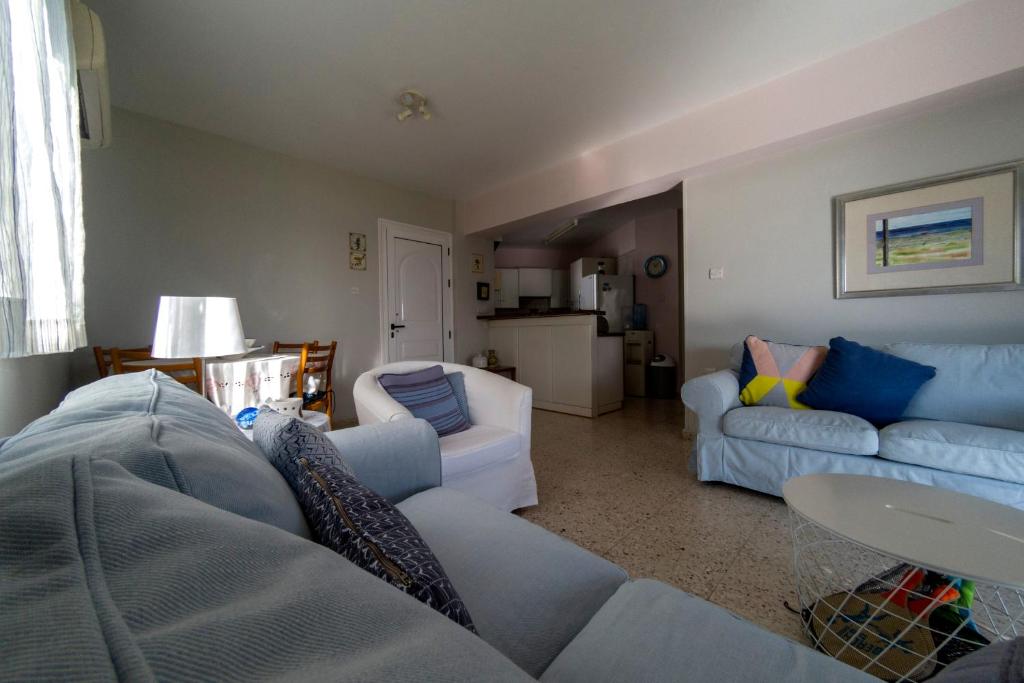 Blue Bay Beach House 7