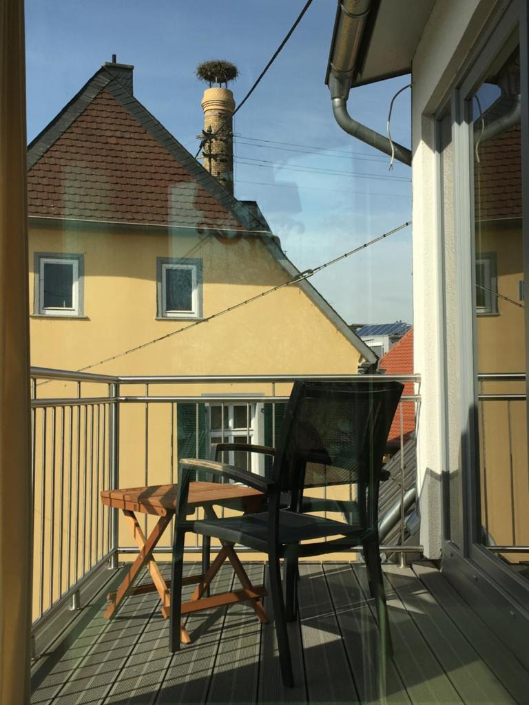 Schmuckkästle am Hafen 7