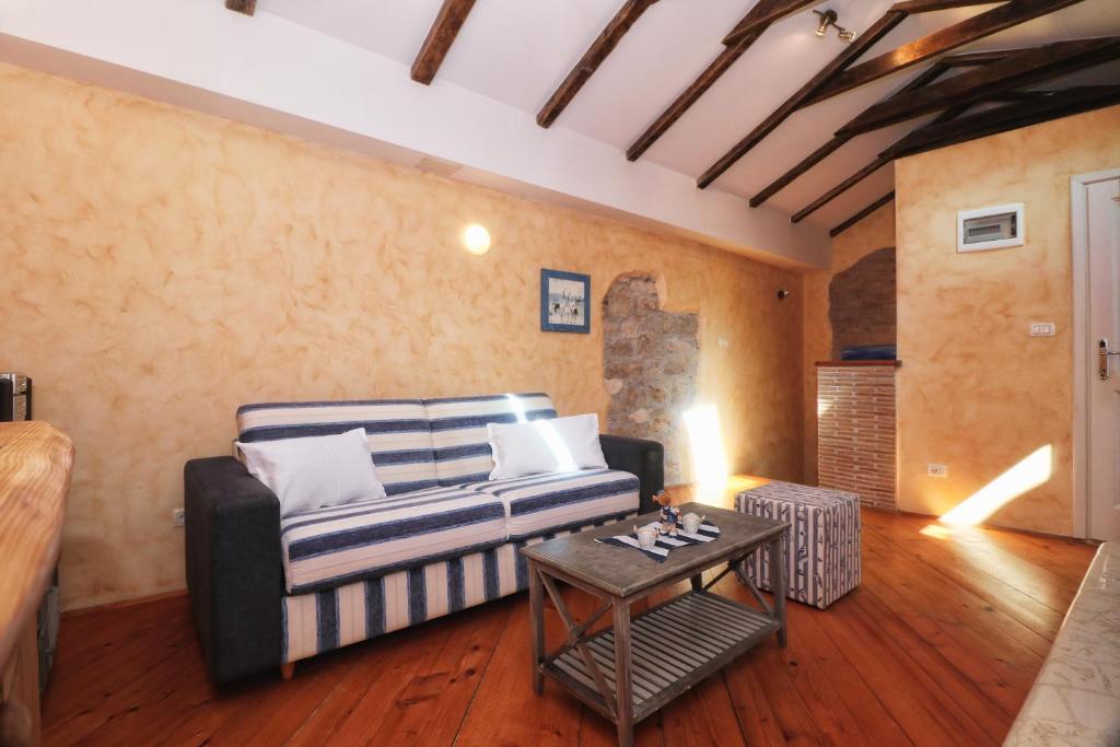 Villa Montalbano 7