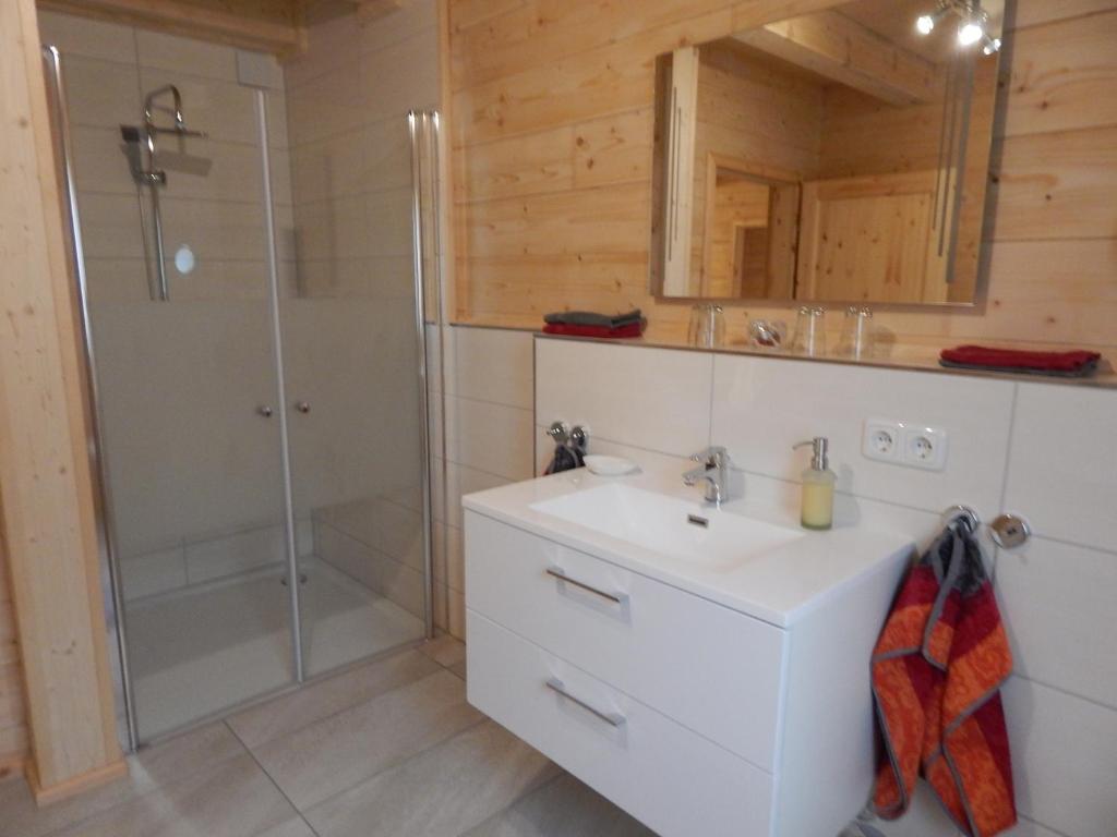 Holzblockhaus Stark 5