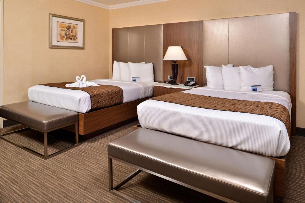 Best Western Hollywood Plaza Inn Hotel - Hollywood Walk of Fame LA Image