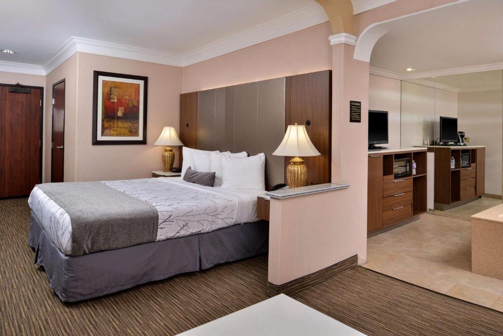 Best Western Plus Suites Hotel - Los Angeles LAX Airport Image