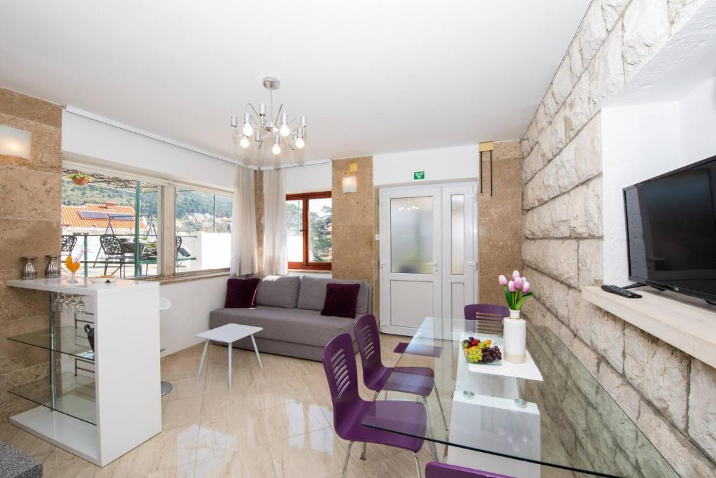 Apartments Nada 4