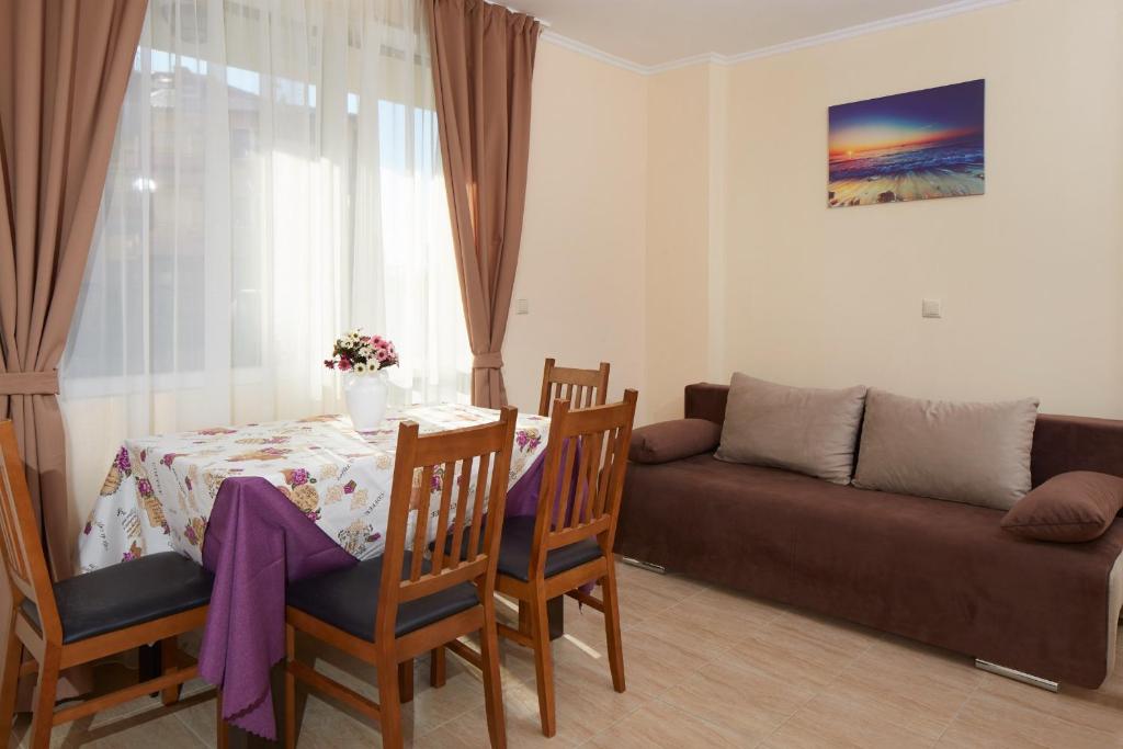 Feniks Apartments 6