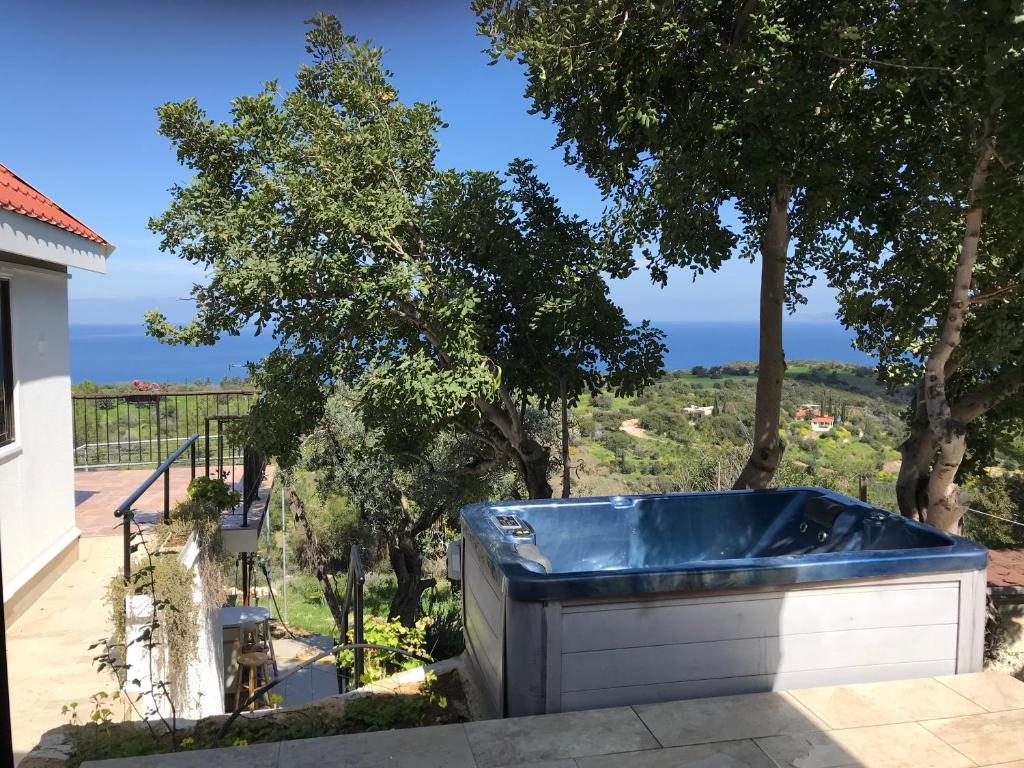 Philip's Holiday House 4