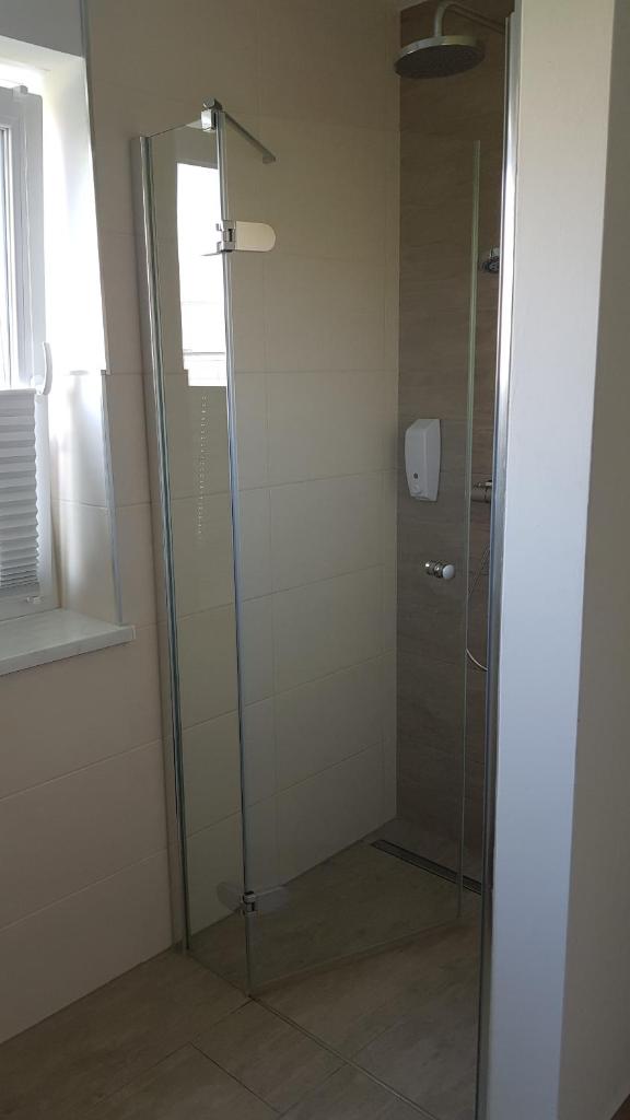 FeWo "Am Auwald" Geräumige Ferienwohnung mit Sauna, Terrasse & Parkplatz 3