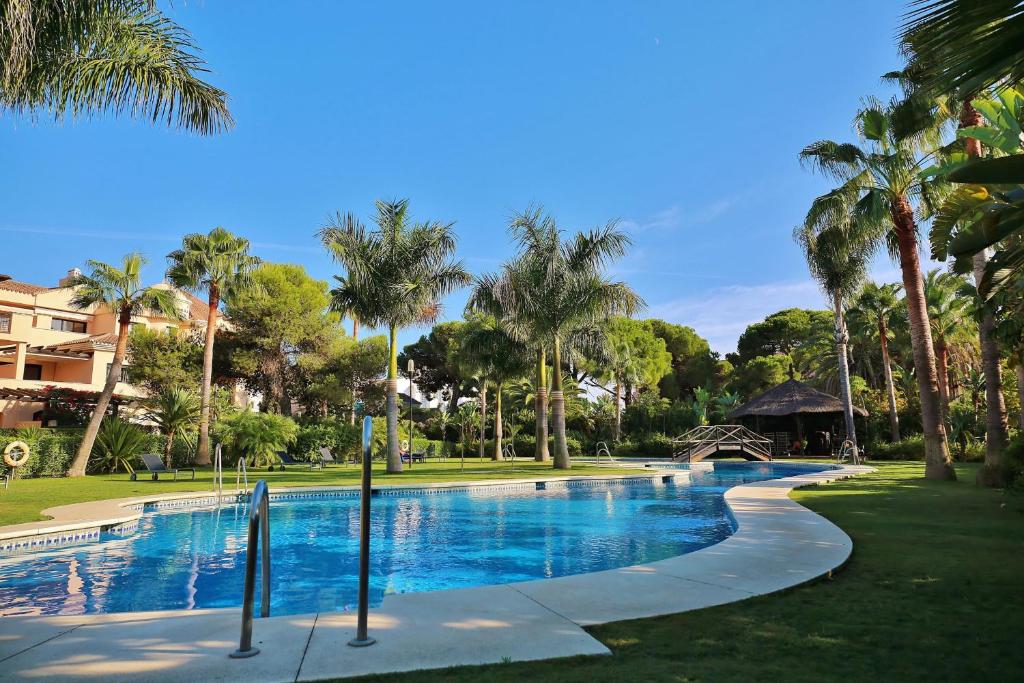 Banus Mimosa Paradise