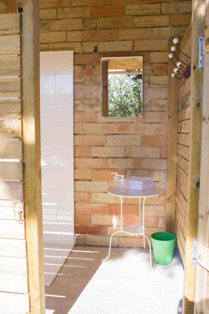 Photo de la galerie de l'établissement Ma caravane dans les collines, à Villeneuve-la-Comptal