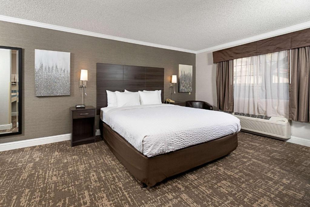 Clarion Inn Silicon Valley Image