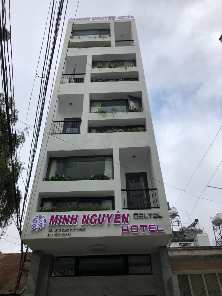 MINH NGUYEN HOTEL