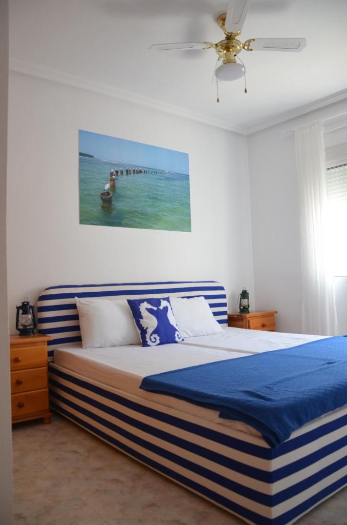villa en torre de la horadada a 240m de la playa 2