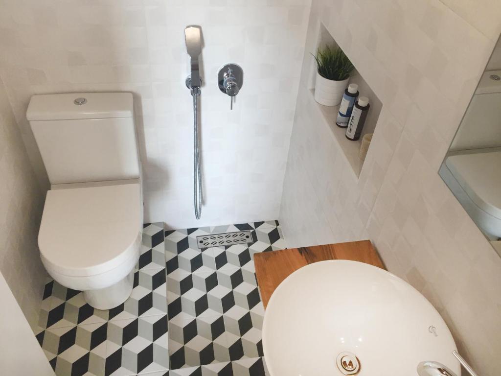 Loukia Studios & Suites 8