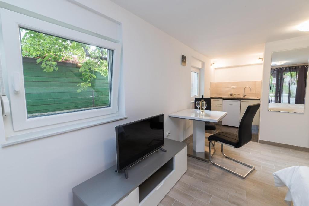 Apartment Goran 4