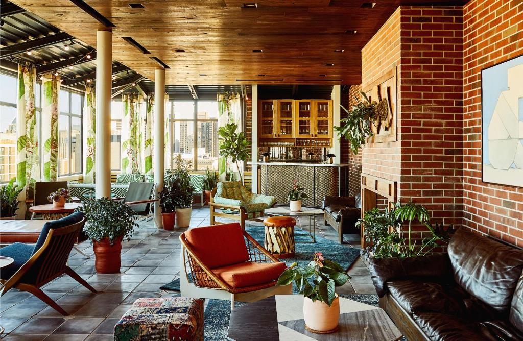 Hotel Revival Baltimore Image