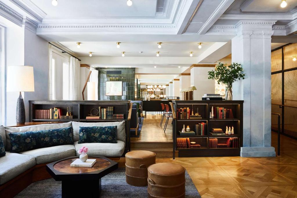 Hotel Revival Baltimore Image