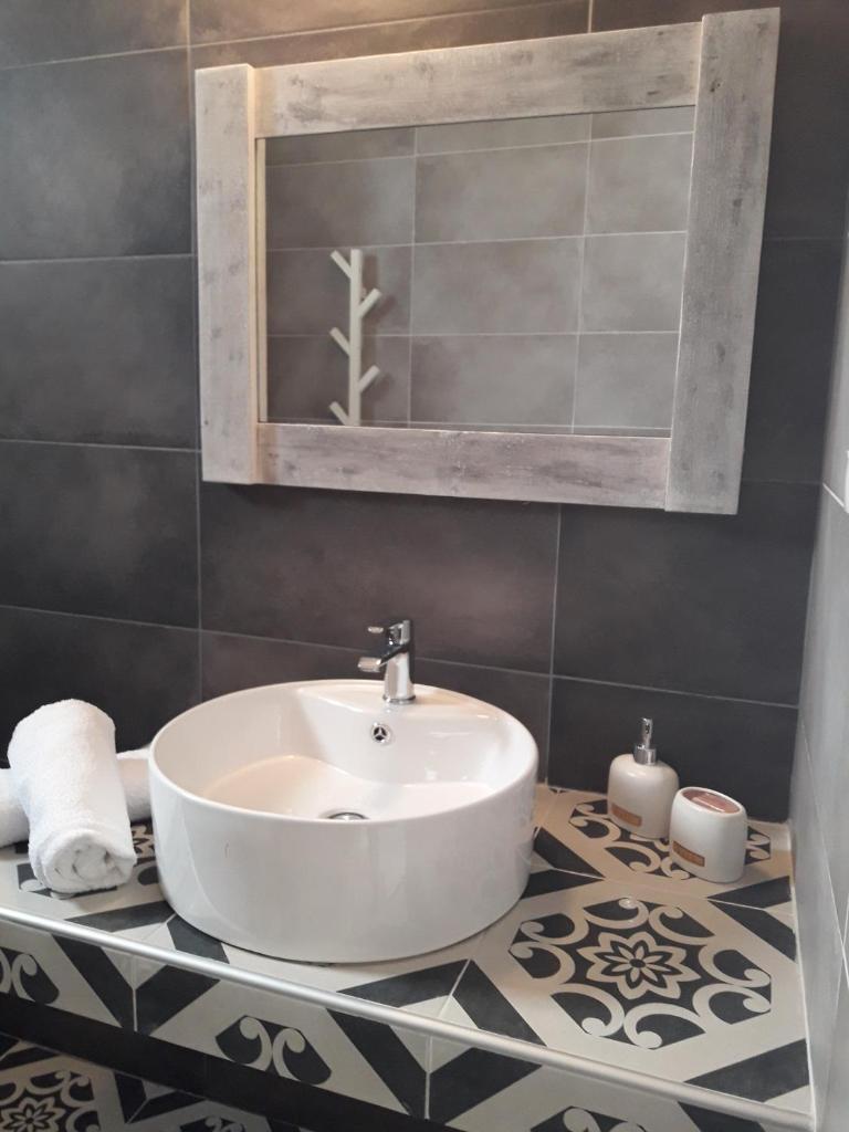 Aelia Villa 3