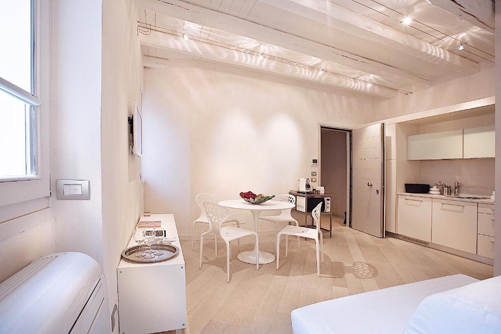 Le Nuove Cadreghe Apartments 4