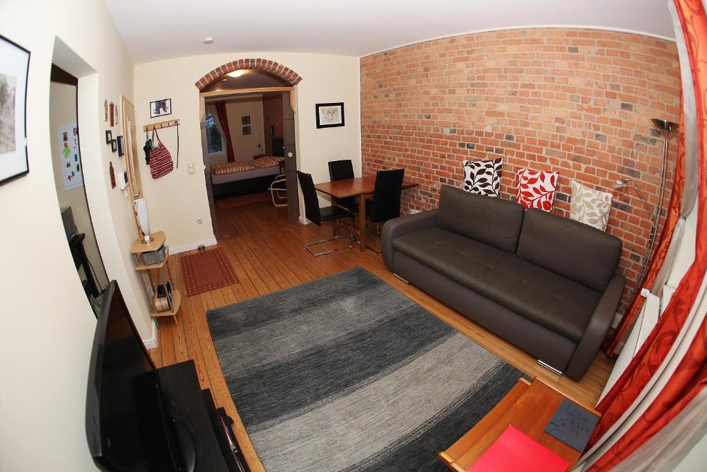 Jessop Haus 2