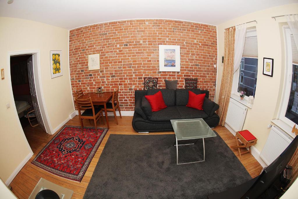 Jessop Haus 8