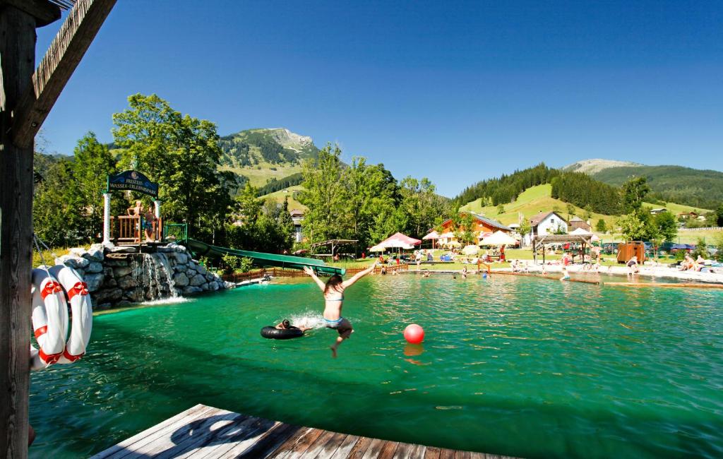 Wellness- und Familienhotel Garni Dachsteinresort 7