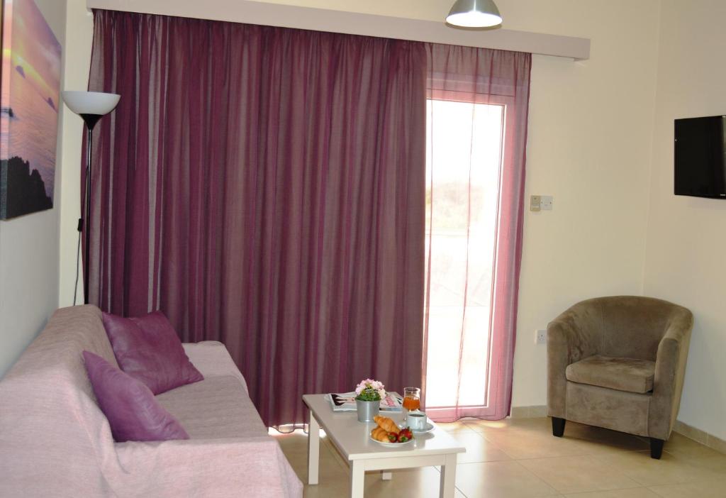 Millie's Apartments 5