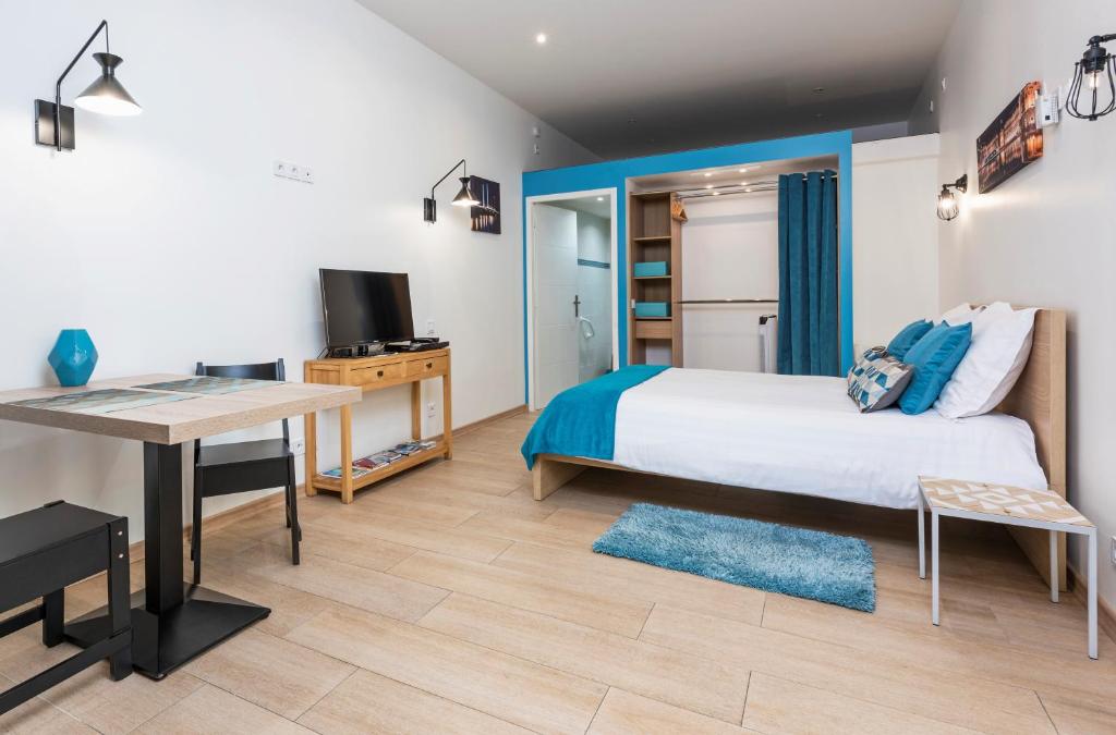 Aquitain Home - Studios & Appartements tout confort Bordeaux Gare St Jean 5
