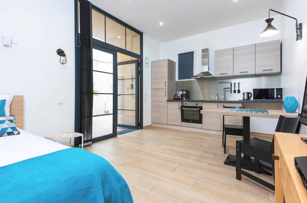 Aquitain Home - Studios & Appartements tout confort Bordeaux Gare St Jean 4
