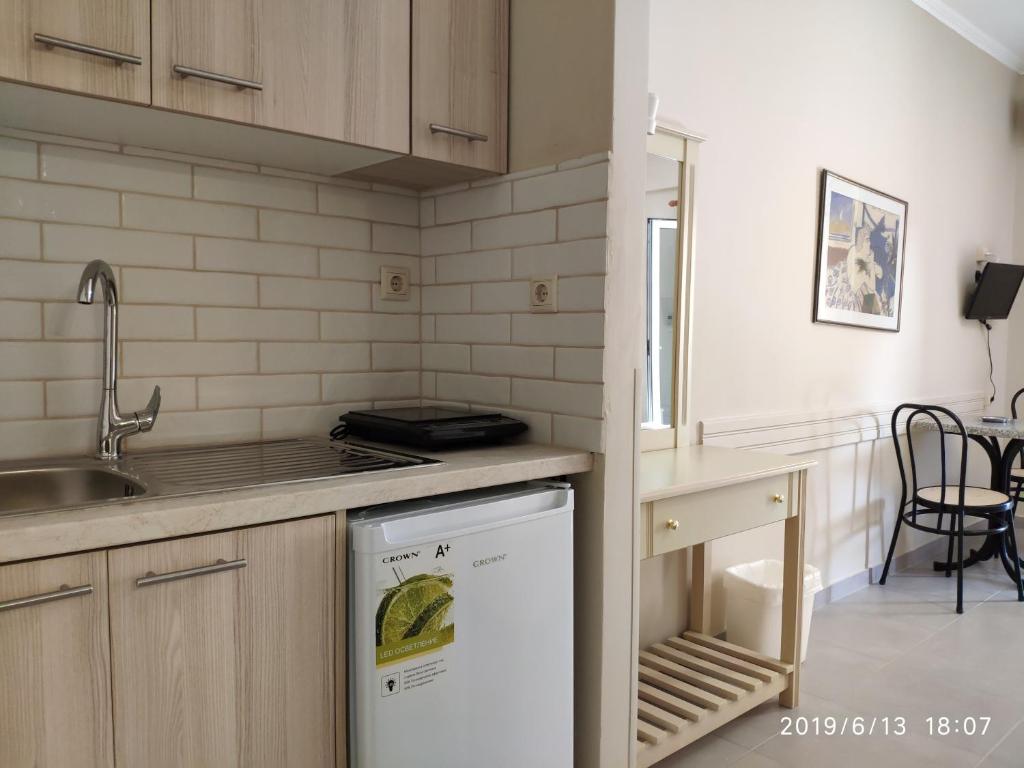 Anesis Village Studios and Apartments 2