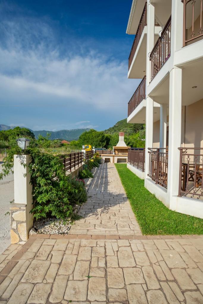 Kavadias Apartments 5